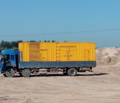 黄山海拔3000m以上地区的变压器外绝缘距离应如何确定？