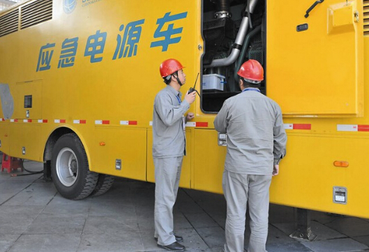 黄山如何清理被灰尘覆盖的机油散热器？